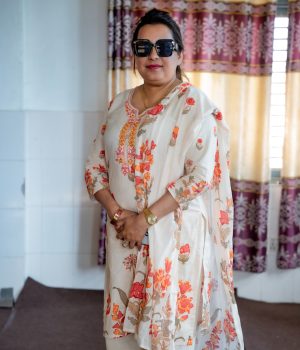 इशु खड्का
